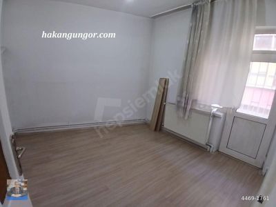 Altınpark Karşısı, Protokol Yolu Üzeri Binada, Arka Cephe, Yüksek Giriş, 2+1.. — fotoğraf 8