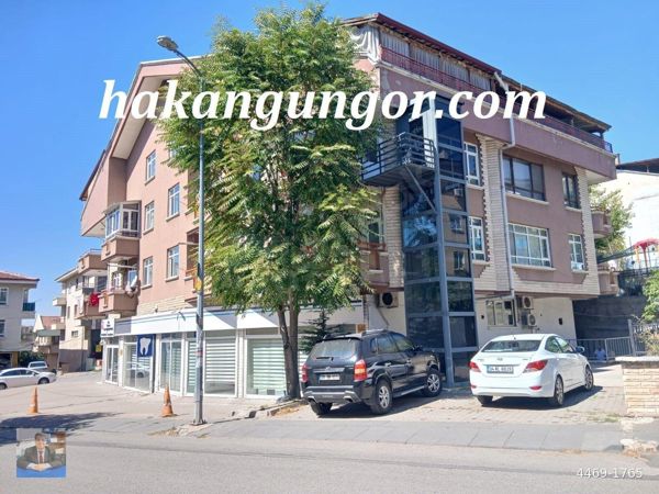 Özel Asansörlü Dubleks, Bando Sokak İle Köknar Sokak Köşe Binada..
