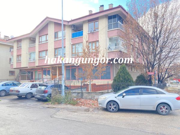 Bulvarda, Köşe Binada, Köşe Dükkân, 3 YOL Cepheli, 3 Yönlü, 3 Katlı, 290.m2.. — fotoğraf 6