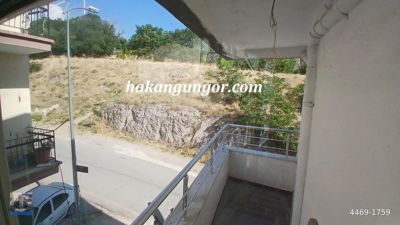 Metro ve Fakülteler Yakını, Eşyalı, Isı Yalıtımlı, Kollektörlü Müstakil Kombili, Ara Katta... — fotoğraf 8