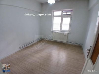 Altınpark Karşısı, Protokol Yolu Üzeri Binada, Arka Cephe, Yüksek Giriş, 2+1.. — fotoğraf 7