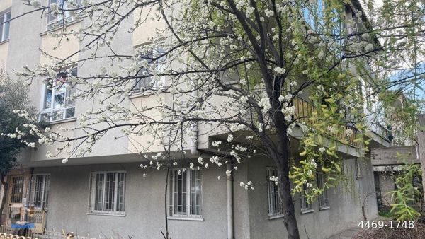Tapu masrafları ortak ödeniyor, Metro ve Ziraat Fakültesi Yakını, 3+1, Katta, Klasik, Ön Cephe... — fotoğraf 3